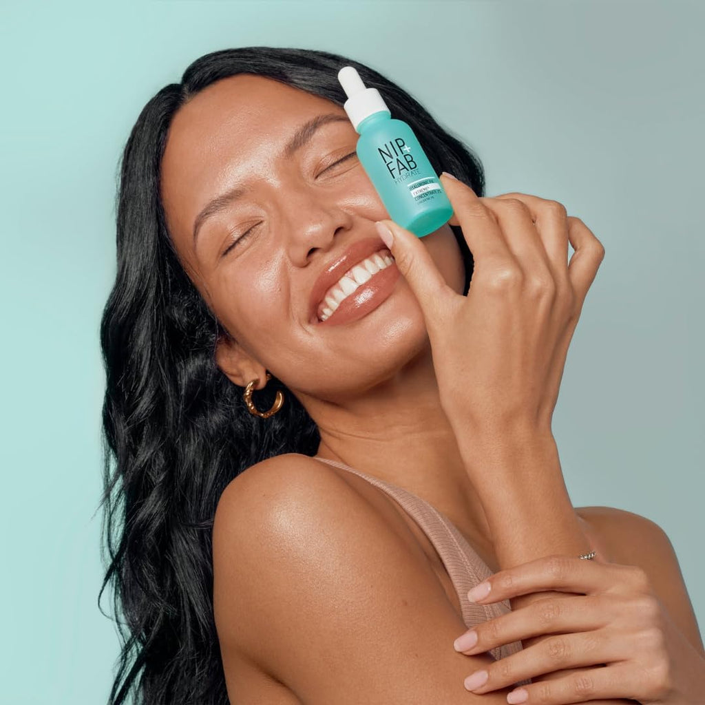 Nip + Fab Hyaluronic Fix Extreme 4 2% Concentrate, Daily Concentrated Drops for Face, Quick Drying Serum to Replenish Moisture Levels. for Dewy and Visibly Plumped Skin, Multicolor, 30ML