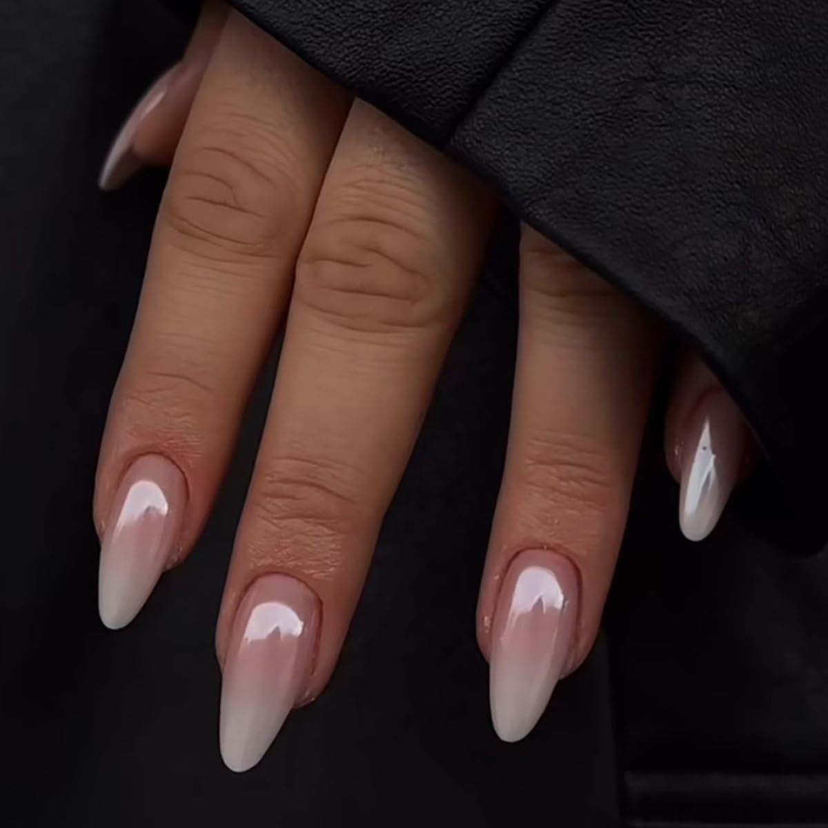 CTTHNBD Press on Nails Almond - French Tip Fake Nails with Gold Line Design - Medium Fasle Nails Press Ons - for Women 24 Pcs