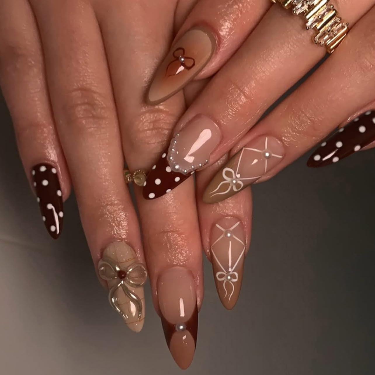 CTTHNBD Press on Nails Almond - French Tip Fake Nails with Gold Line Design - Medium Fasle Nails Press Ons - for Women 24 Pcs
